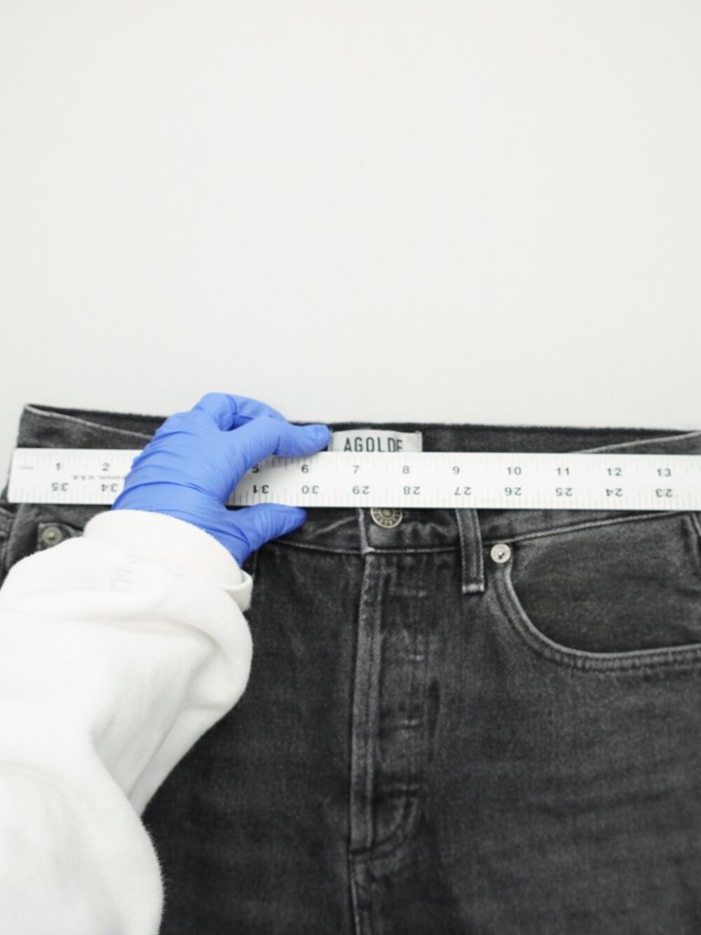 AGOLDE Micah Jean Shorts in Helix Size 24 - Picture 10 of 11